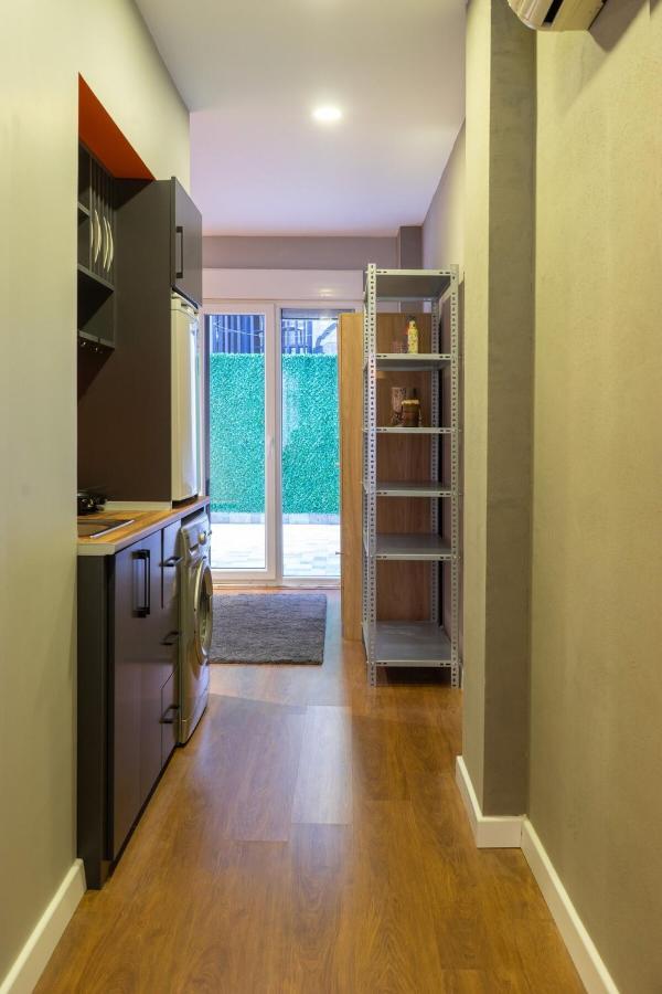 Cosy Flat With A Garden In Central Kadikoy Istanbul Exterior photo